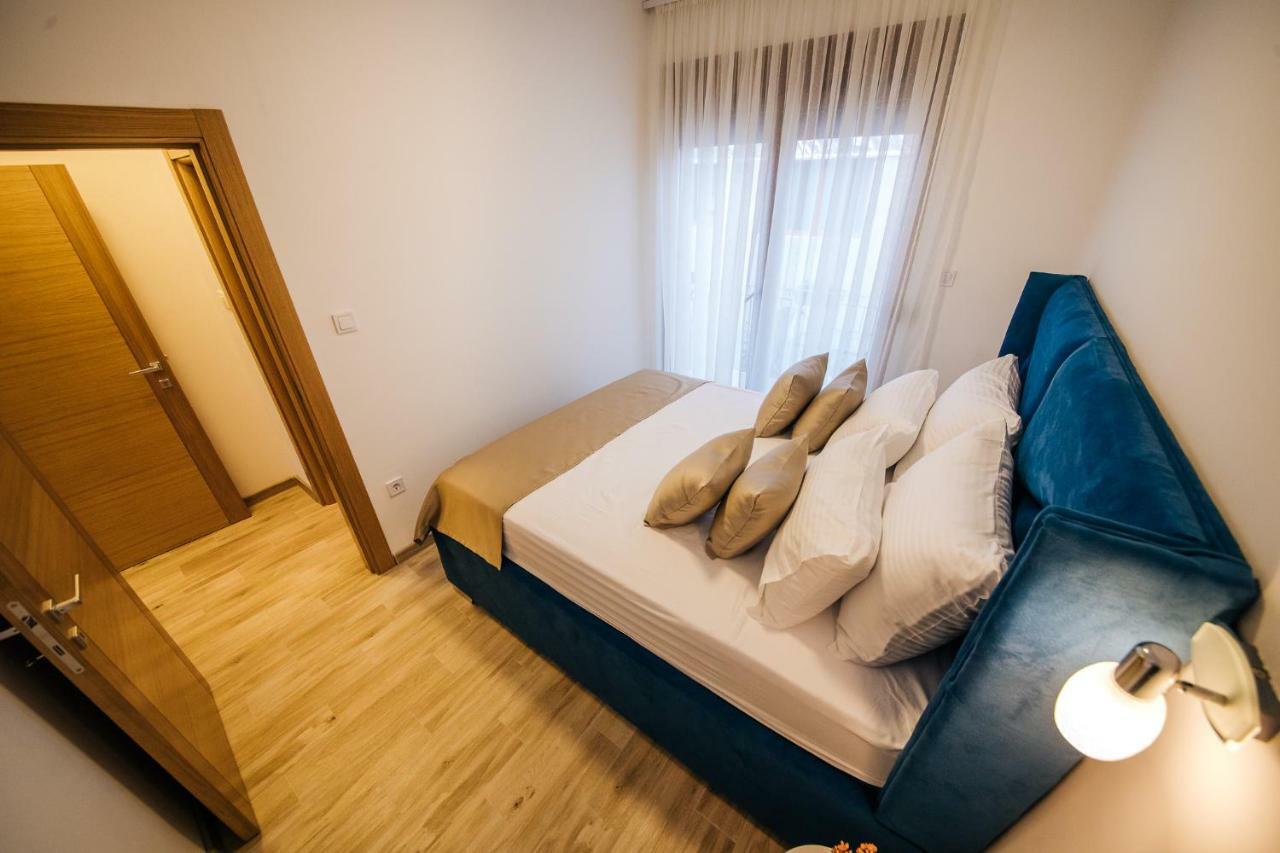 Apartments Vojislav Virpazar Bagian luar foto