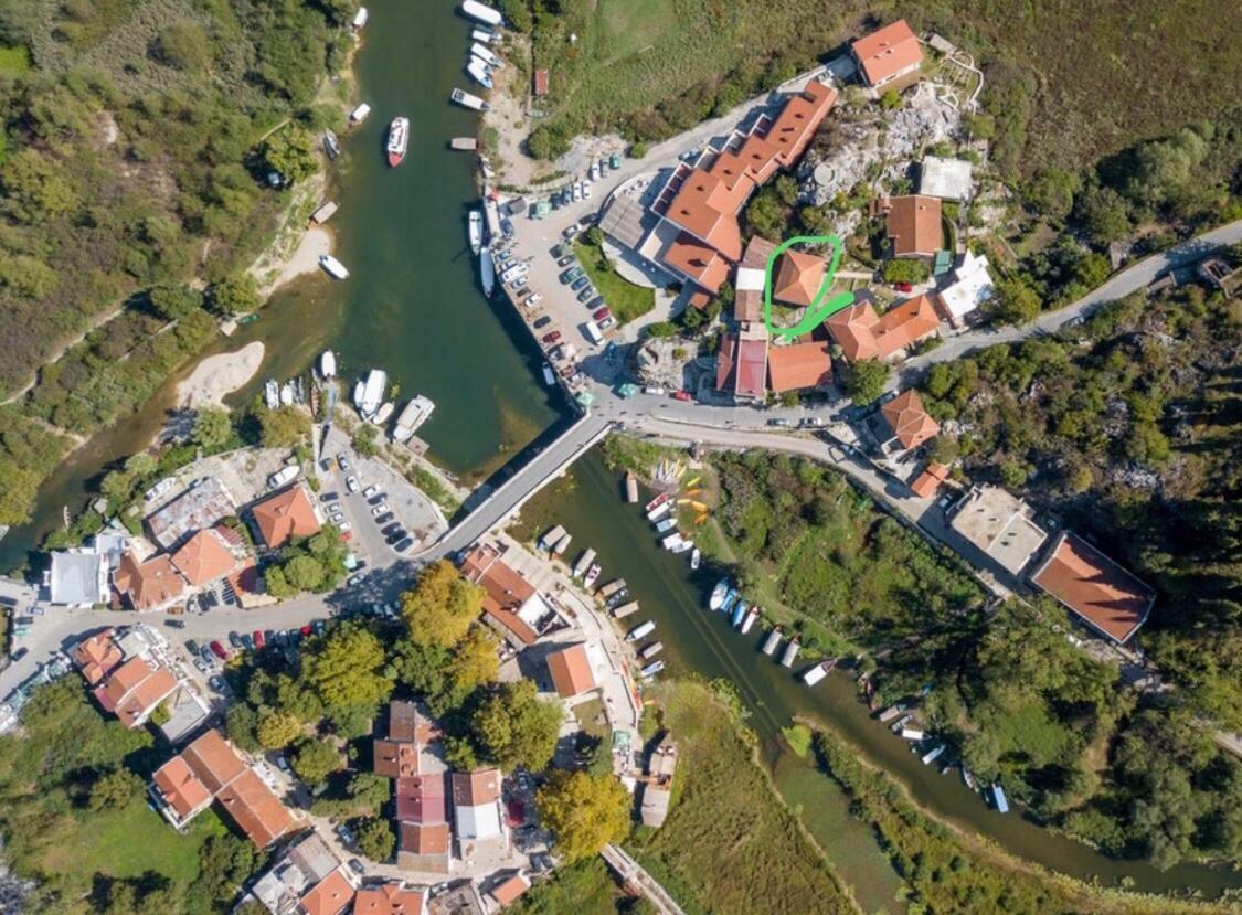 Apartments Vojislav Virpazar Bagian luar foto
